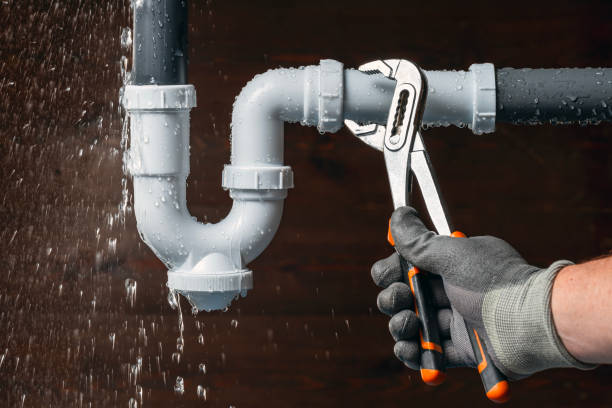 Professional Leak Detection technician working in Gainesville, VA